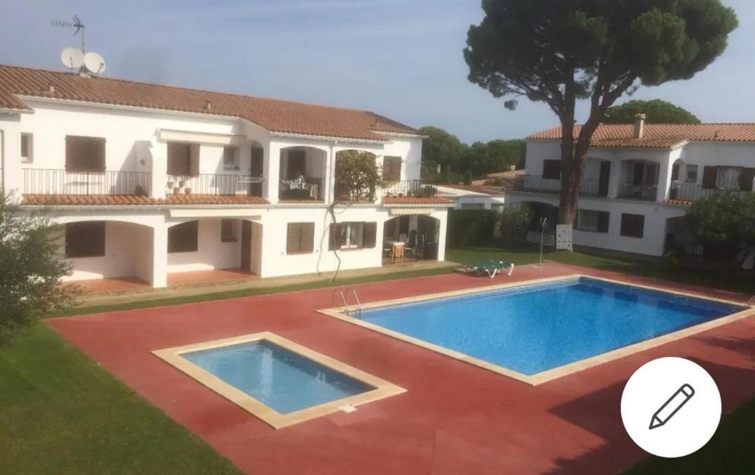 Cosy Apartment Of L'Escala Beach Luaran gambar