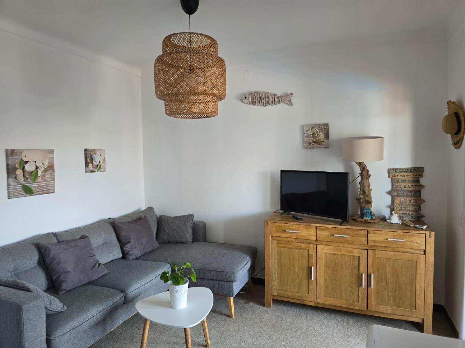 Cosy Apartment Of L'Escala Beach Luaran gambar